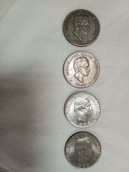 Moedas (4)  50 Centavos de COLOMBIA