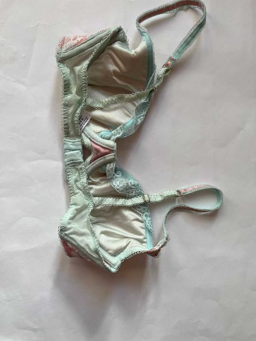 Бюстгальтер ліфчик 75С ann summers