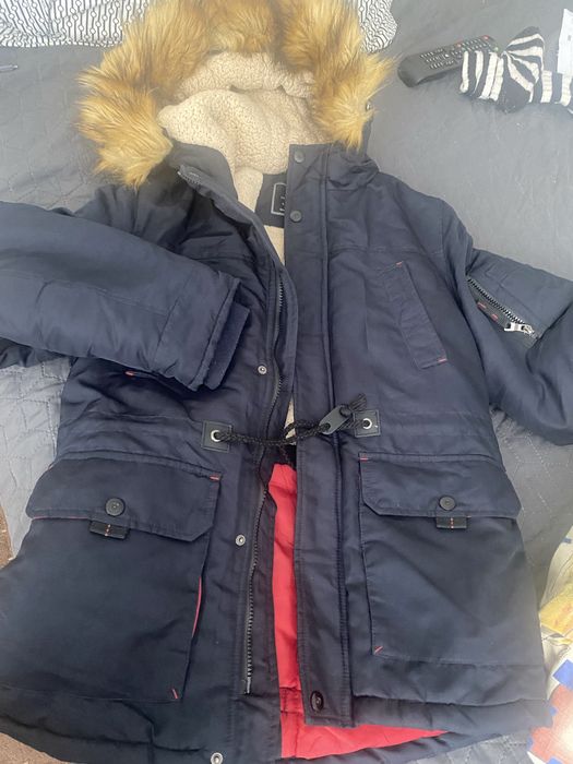 Отдам куртку 12-14 лет. урпоштою не відправляю