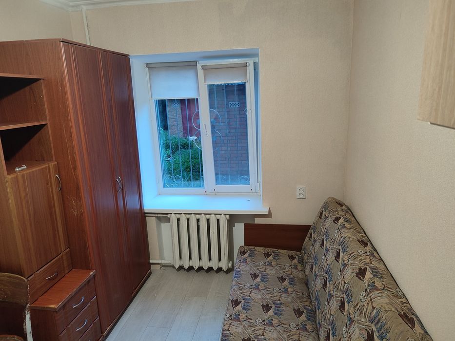 Оренда кімнати в гуртожитку