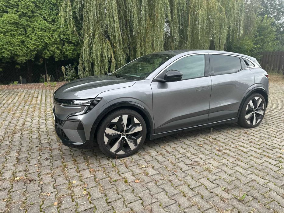 Renault Megane E-TECH wynajem średnio / długoterminowy bez BIK