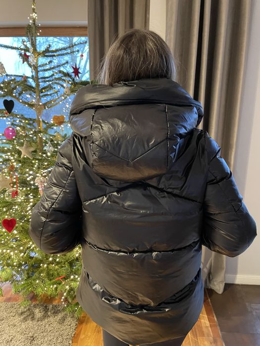 Sprzedam kurtkę czarną zimową