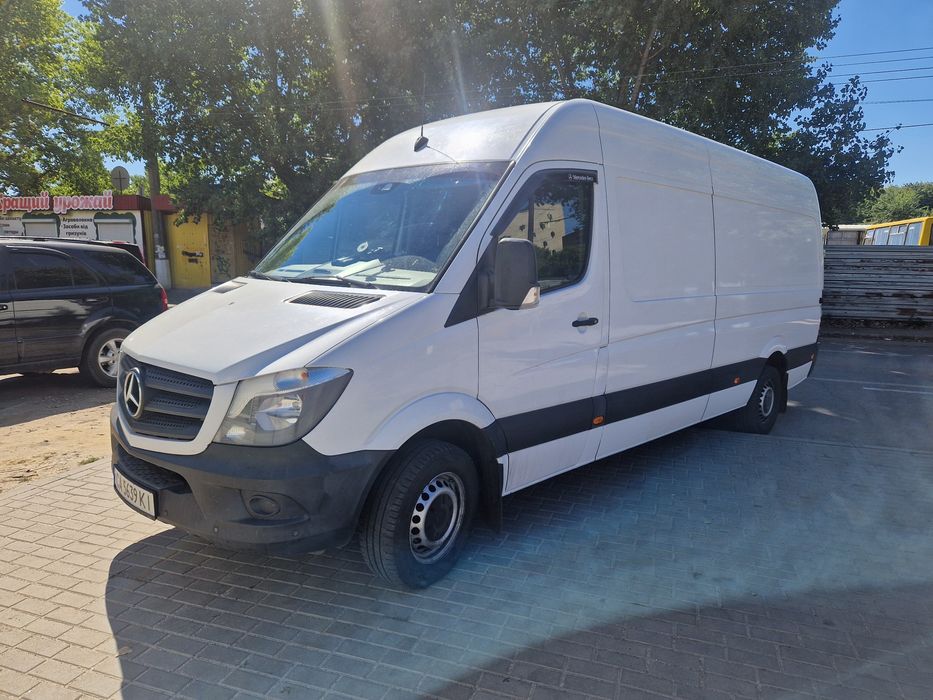 Грузоперевозки містом, Україною