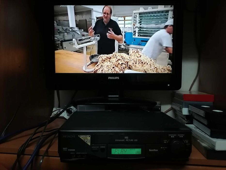 Magnetowid VHS Hitachi VT-F550E HI-FI Stereo pilot