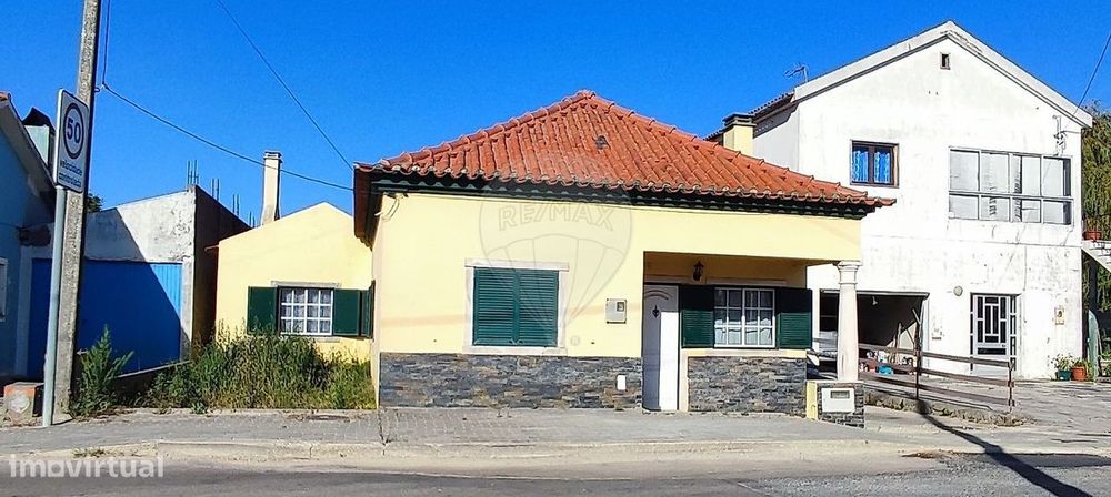 Moradia T4 para venda
