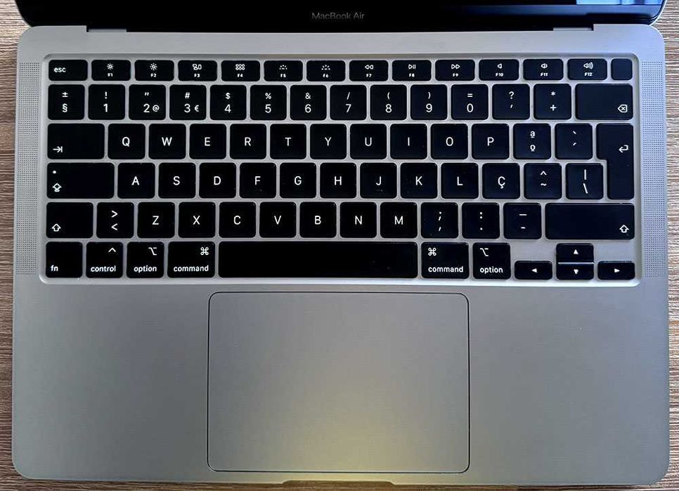 MacBook Air 13 2020 i5 512GB - Cinzento sideral