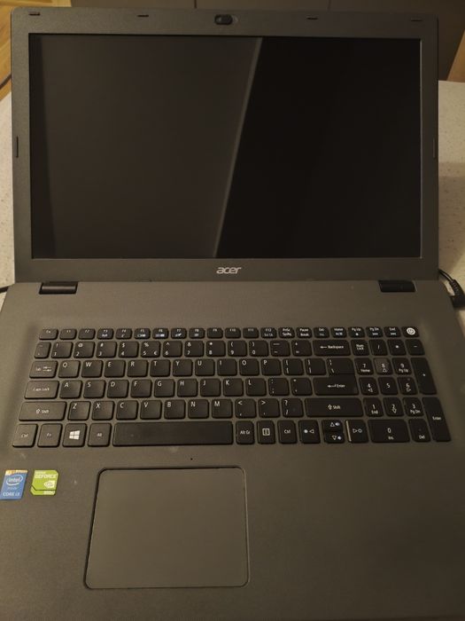 Laptop Acer aspire e17
