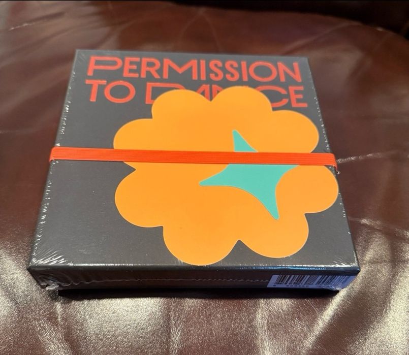 Продам BTS "Permission to Dance"  connect Ver., альбом запакований 
Пр
