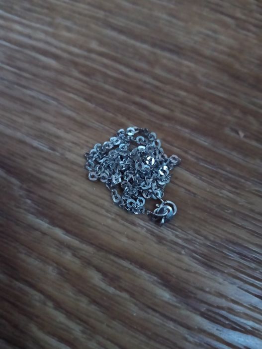 Серебряная цепочка.