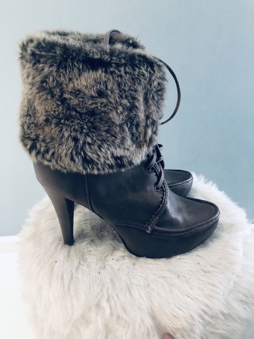MORGAN buty r. 38 kozaki z futerkiem, na szpilce, botki