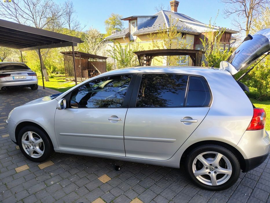 Volkswagen Golf 5 1,6mpi 2007 рік