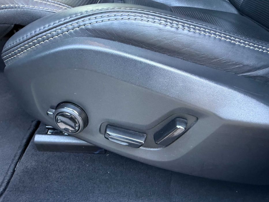 Volvo XC60 B5 AWD FULL OPCJA | Bowers&Wilkins  | Pneumatyka | Gwarancja | 0 zl Odstępne