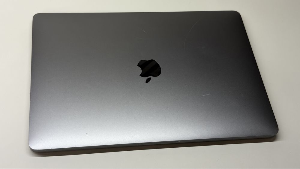 MacBook Pro 2020 13 (запчастини)