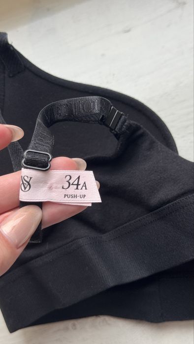 Бюсгалтер Victoria’s Secret