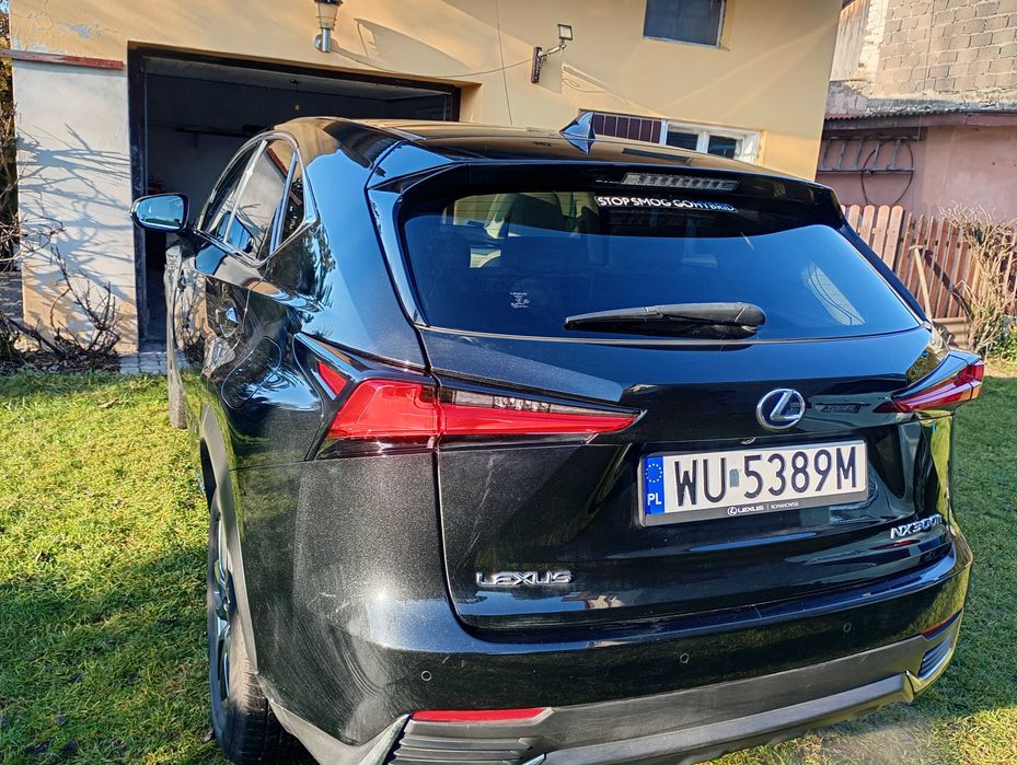 Lexus NX300H  E-FOUR Elegance AWD