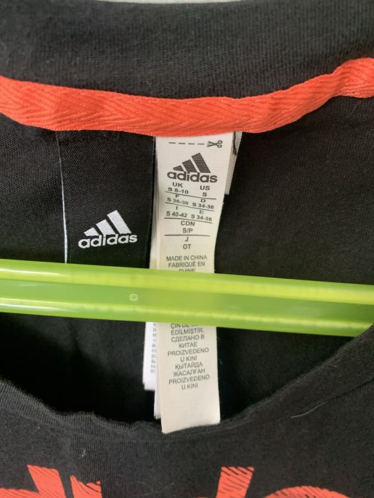 T-shirt adidas S czarny