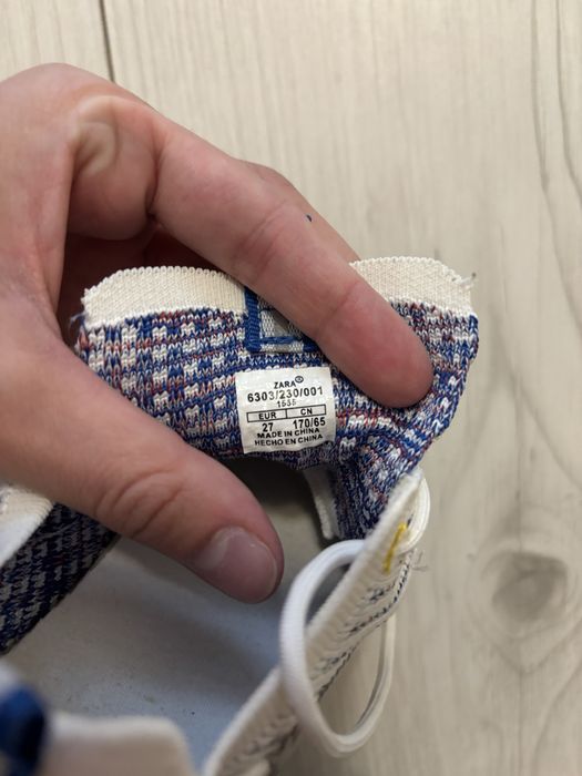 Дитячі кросівки zara