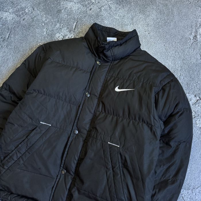 Вінтажний жіночий пуховик nike BIG logo чорного кольору, найк біг свуш