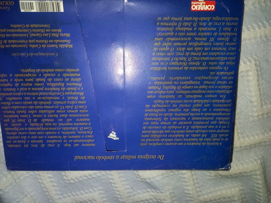 Coleção de pins da Bandeira Portuguesa