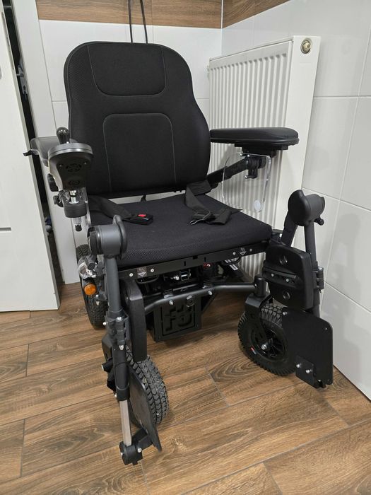 Elektryczny wózek inwalidzki Vermeiren Forest 3