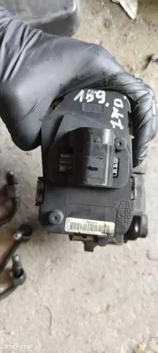 Przepustnica Alfa Romeo 159 1.9 jtdm 8v