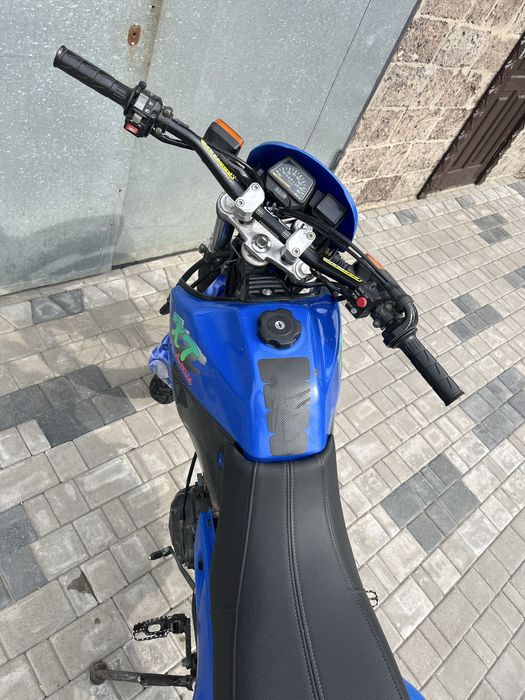Продам Yamaha XT 400