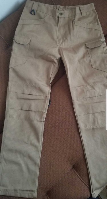 Spodnie  - wzór Helikon  L 30