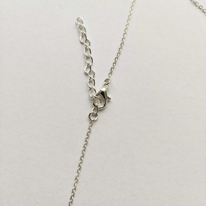 Łańcuszek- serce srebrne kol. srebrny - NOWY - kolczyki GRATIS