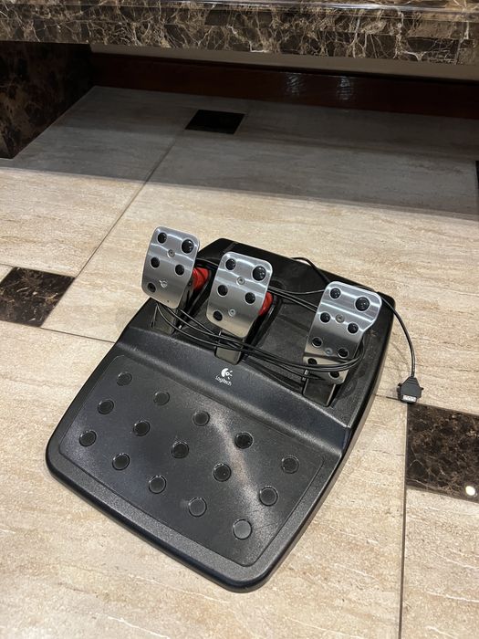 Педалі до Logitech G25/29