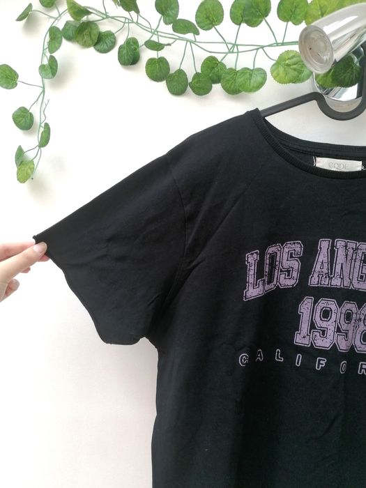 T-shirt Preta Cropped