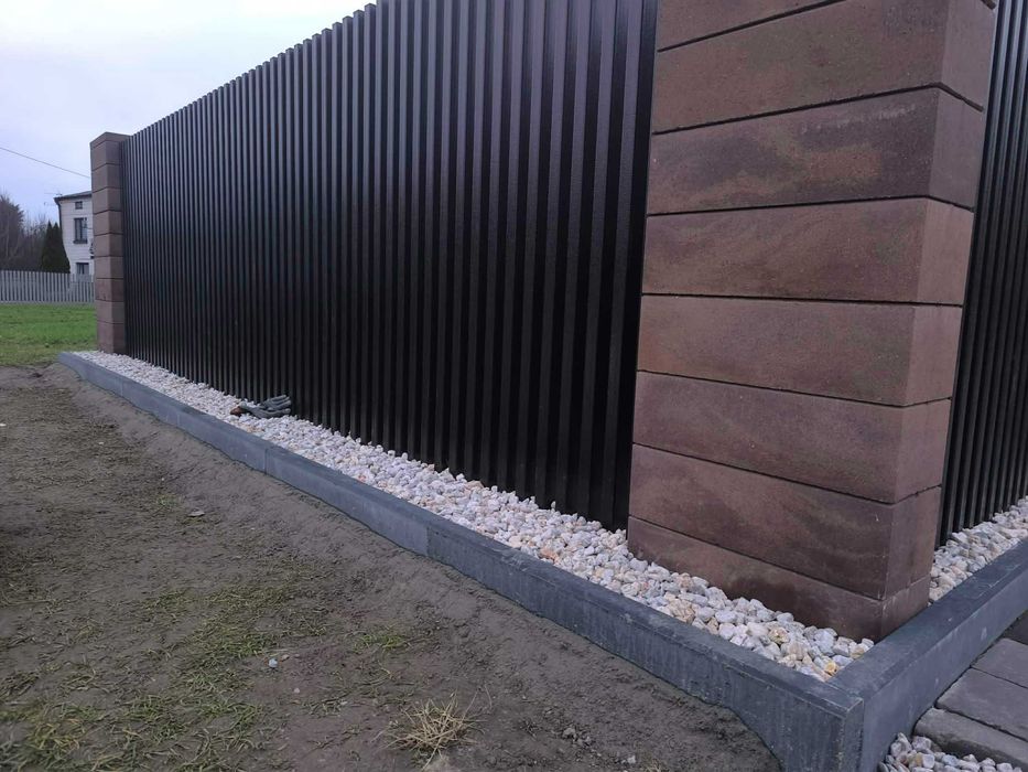 Ogrodzenia Palisadowe Stalowe Almuiniowe Producent Ogrodzen