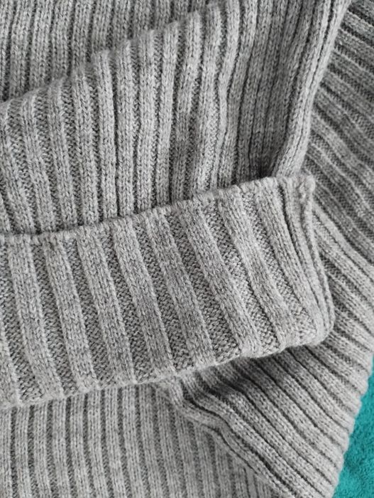 sweter oversize styl