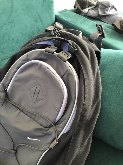 Czarny duży plecak Nike zobacz jaki warto
