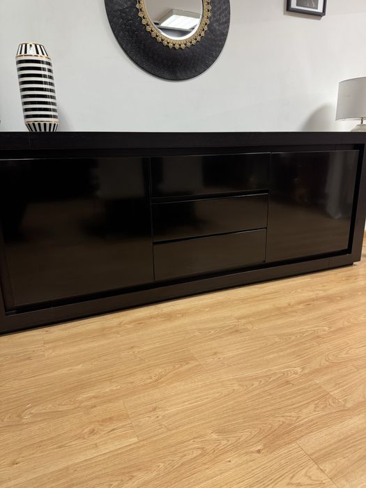 Mobilia de sala em madeira completo