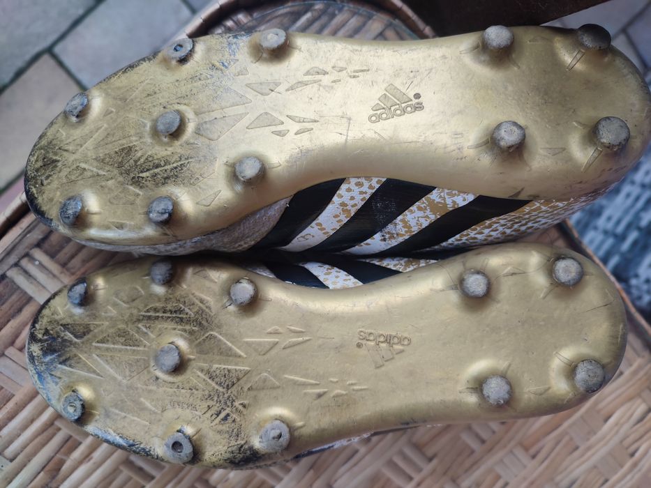 Бутси розмір 37/5