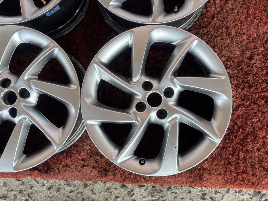 Original Opel Adam Corsa E D Astra Vectra Corsa Combo Hyundai Kia Daewoo Chevrolet R17 4x100
