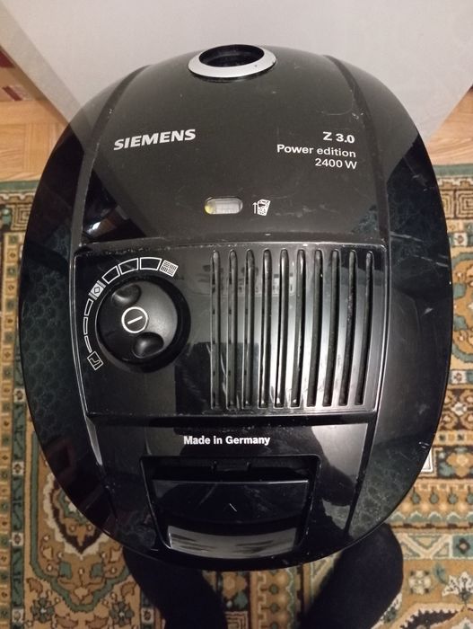 Пылесос Siemens 2400w