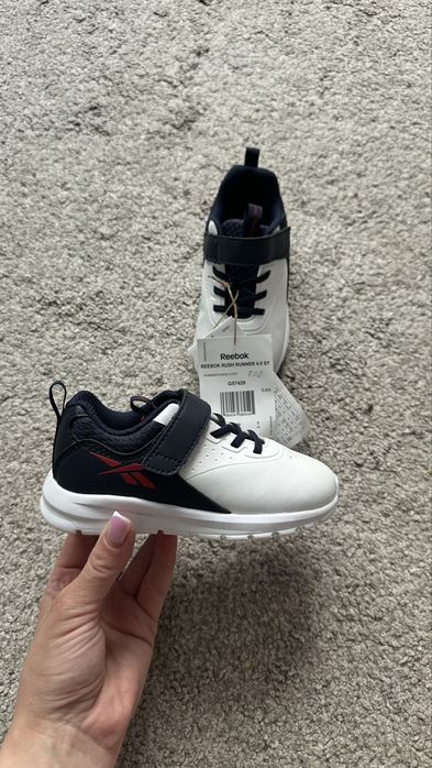 Дитячі кросівки Reebok  24 розмір
