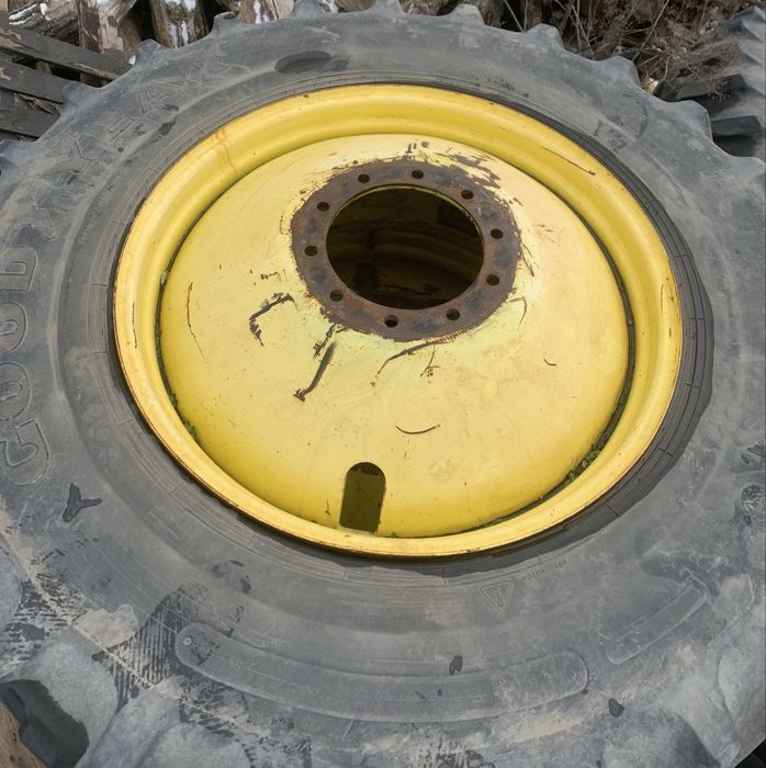 Скати Godyear Continental Firestone John Deere спарка, стояли на  9650 STS 9660 STS