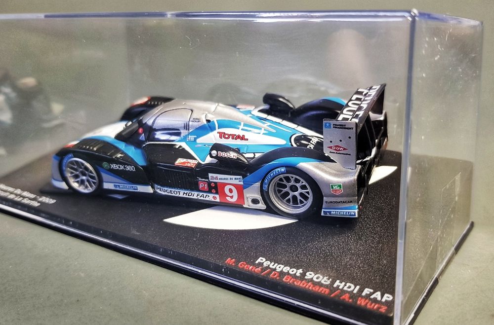 Miniatura Peugeot 908 HDI FAP 2009