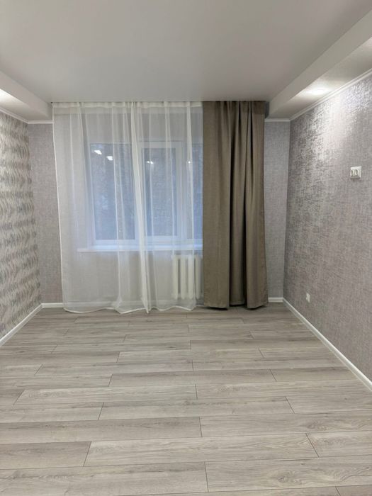 2 кімнатна квартира ДНС біля 6 школи