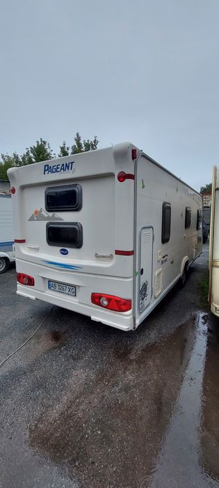 каравани  будинок на колесах кемпінг автодом причіп дача