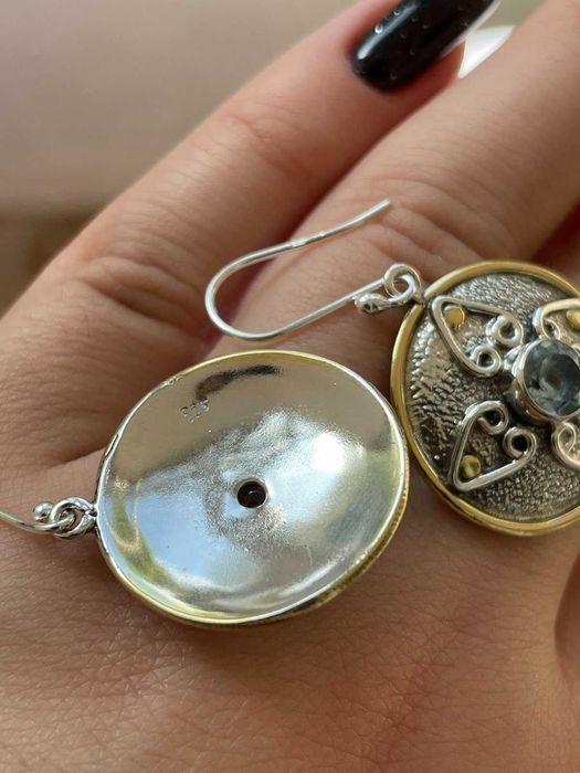 Длинные серьги с  топазом.Серебро 925 пробы