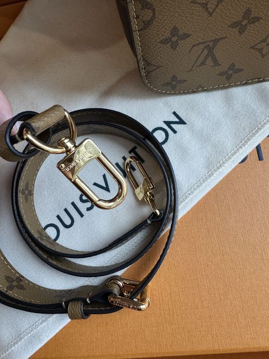 Сумка louis vuitton pochette métis reverse