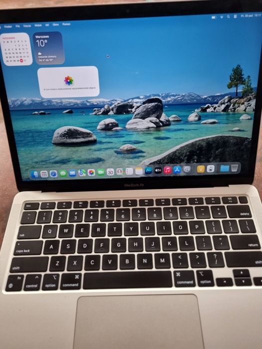 Macbook air M1 8/256