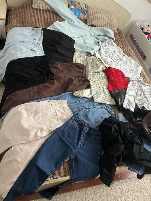 Пакет лот жіночого одягу