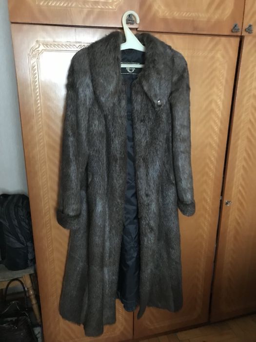 Шуба з нутрії в зеленому кольорі