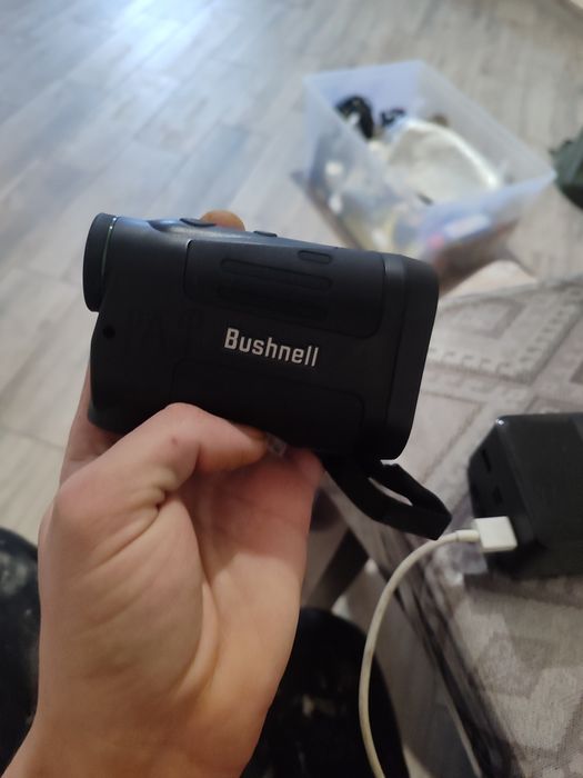 Продам далекомір Bushnell Prime 1800.