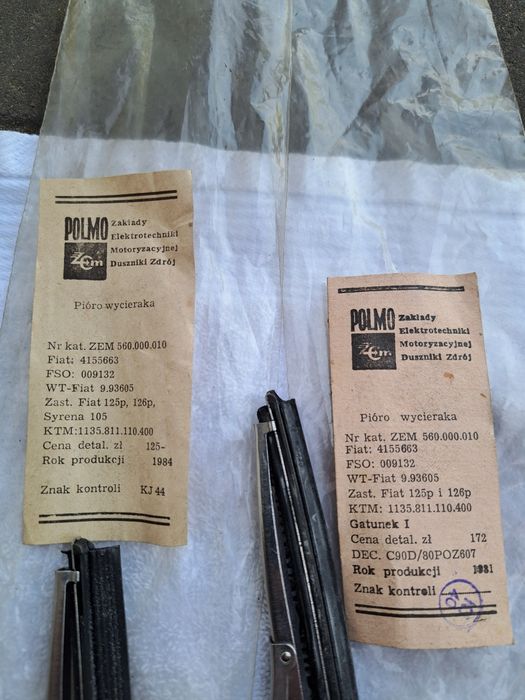 Zabytek PRL 1981 i 1984  wycieraczki pióra
