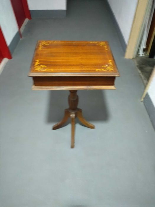 Side Table *Chicken Foot Base*